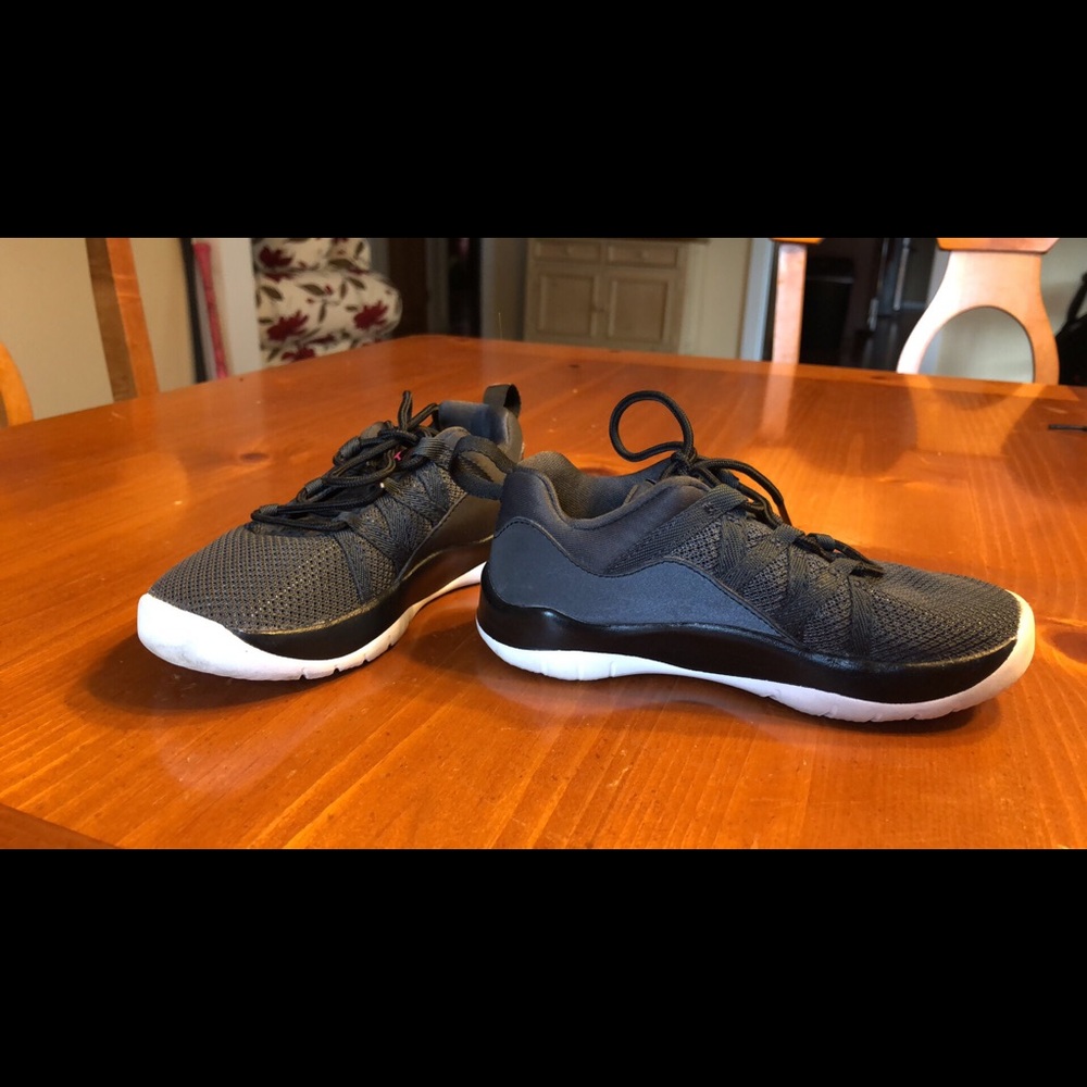 Kids Sneakers Size 9C